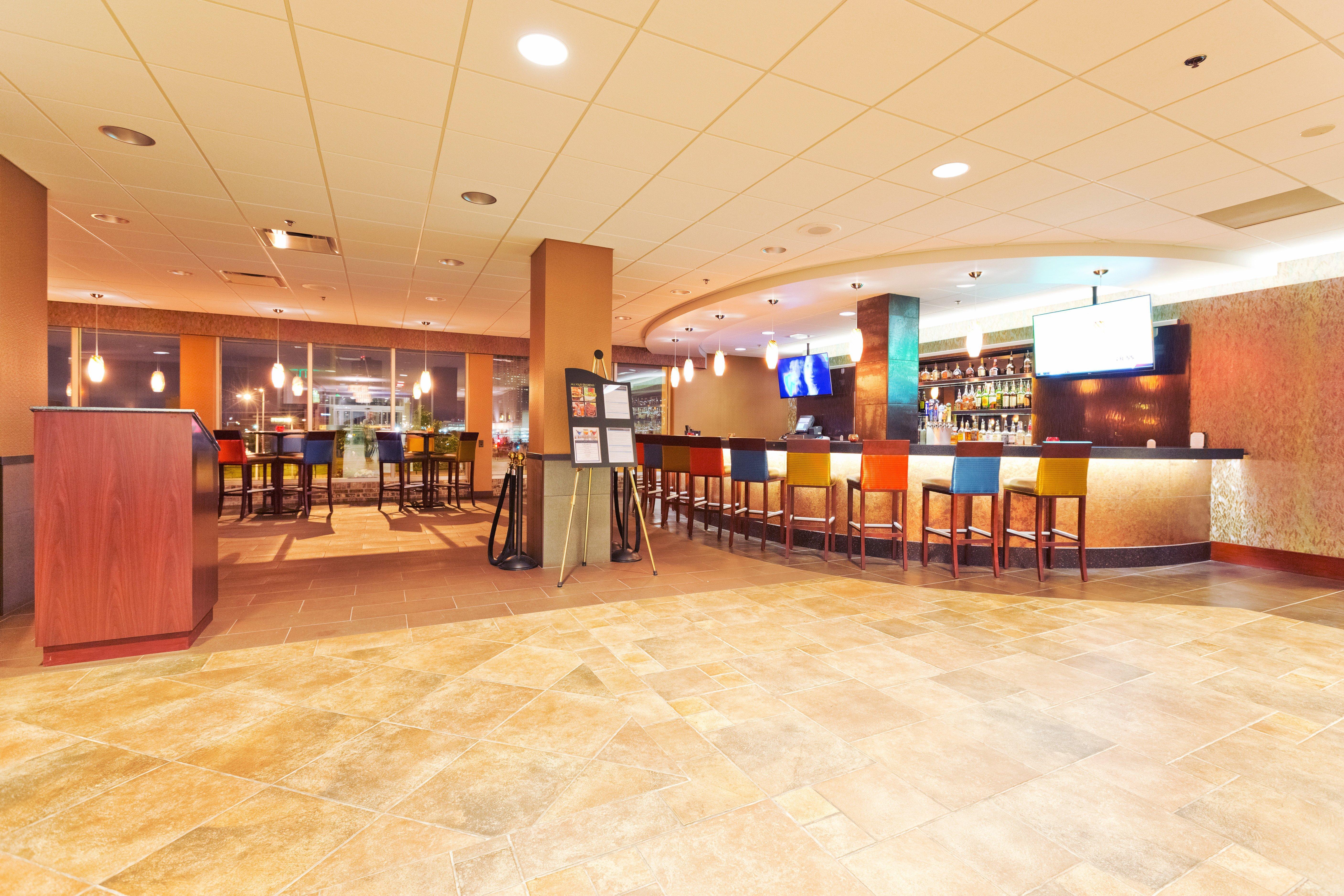 Holiday Inn Des Moines-Downtown-Mercy Campus By Ihg Bagian luar foto