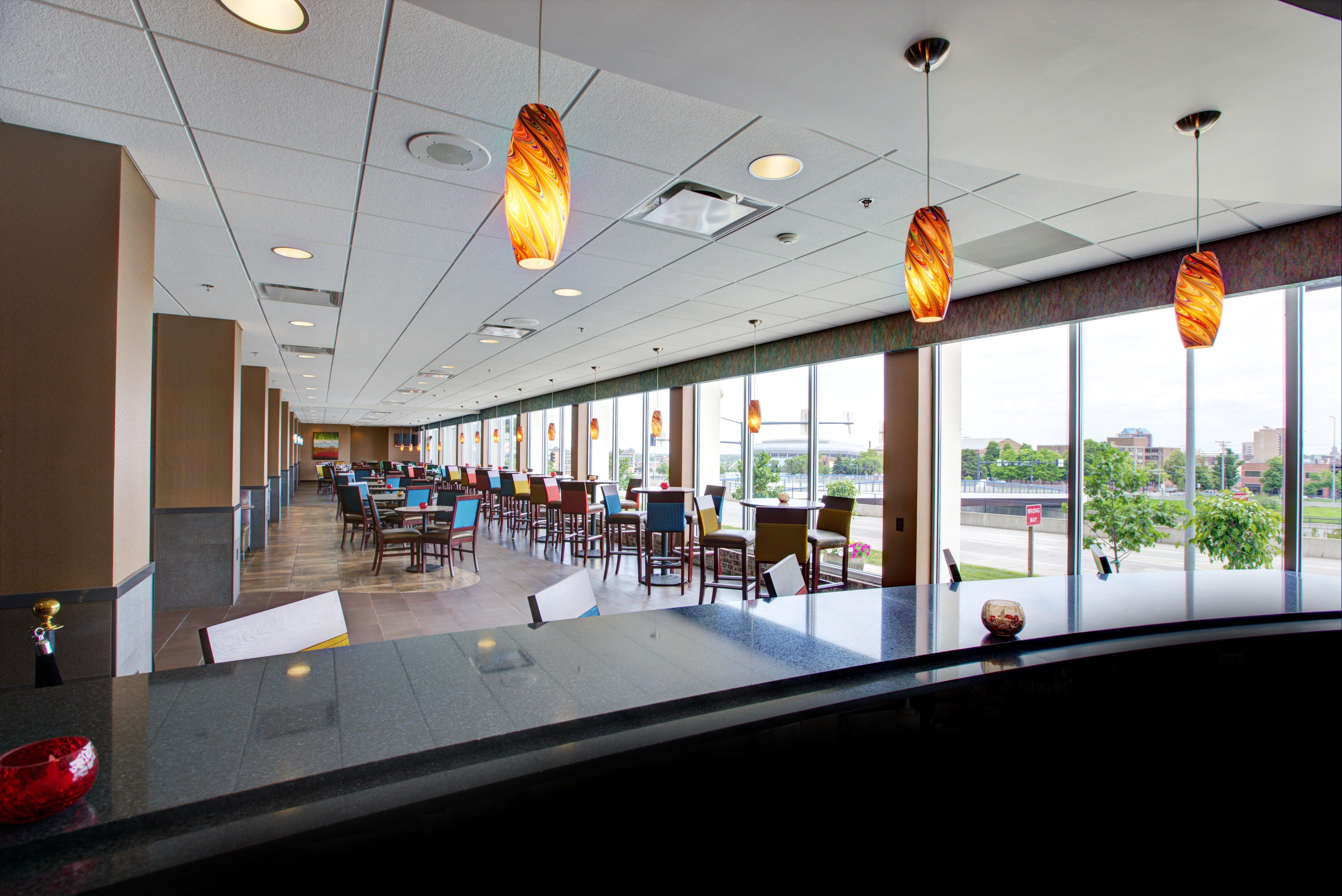 Holiday Inn Des Moines-Downtown-Mercy Campus By Ihg Bagian luar foto