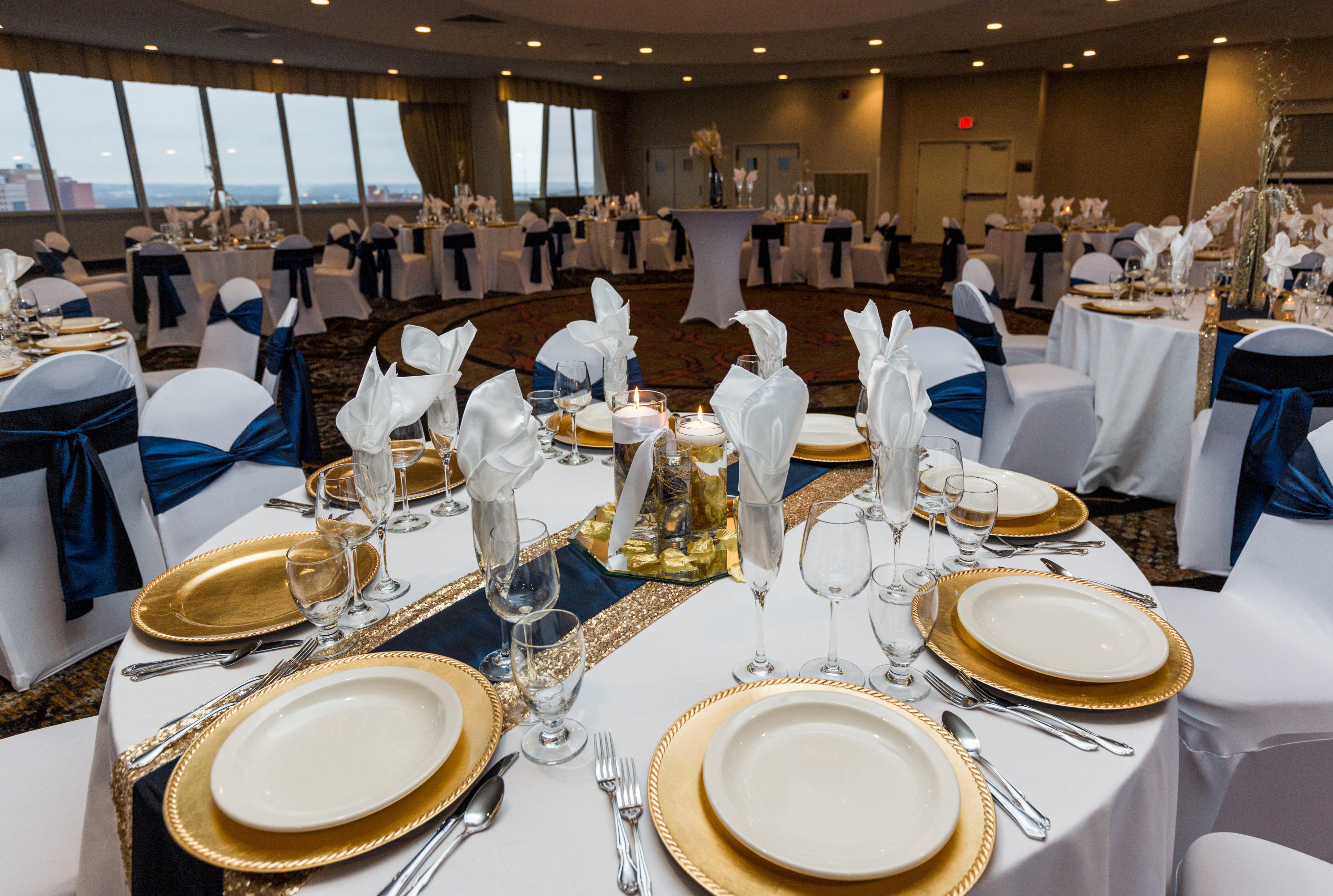 Holiday Inn Des Moines-Downtown-Mercy Campus By Ihg Bagian luar foto