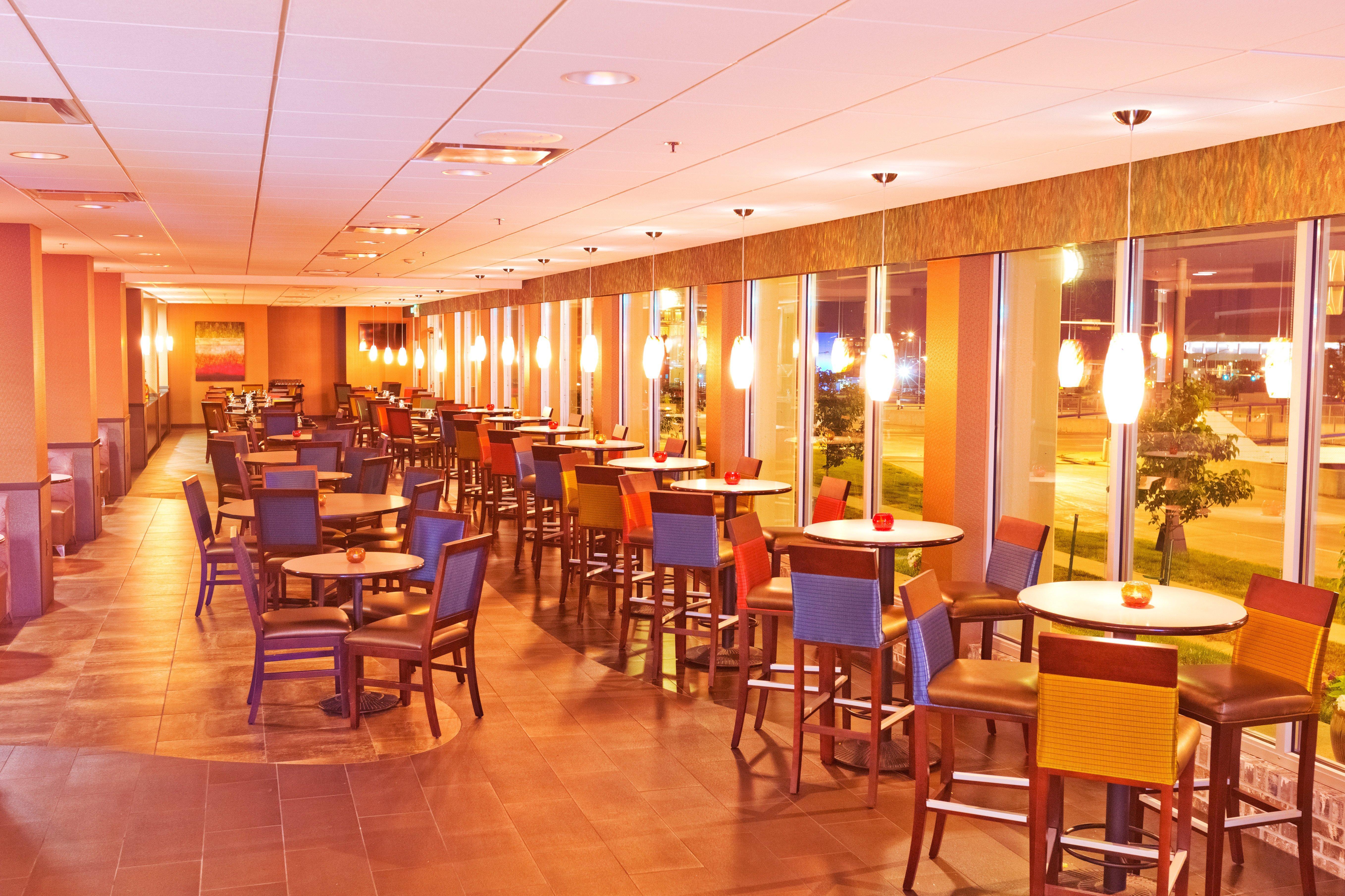 Holiday Inn Des Moines-Downtown-Mercy Campus By Ihg Bagian luar foto