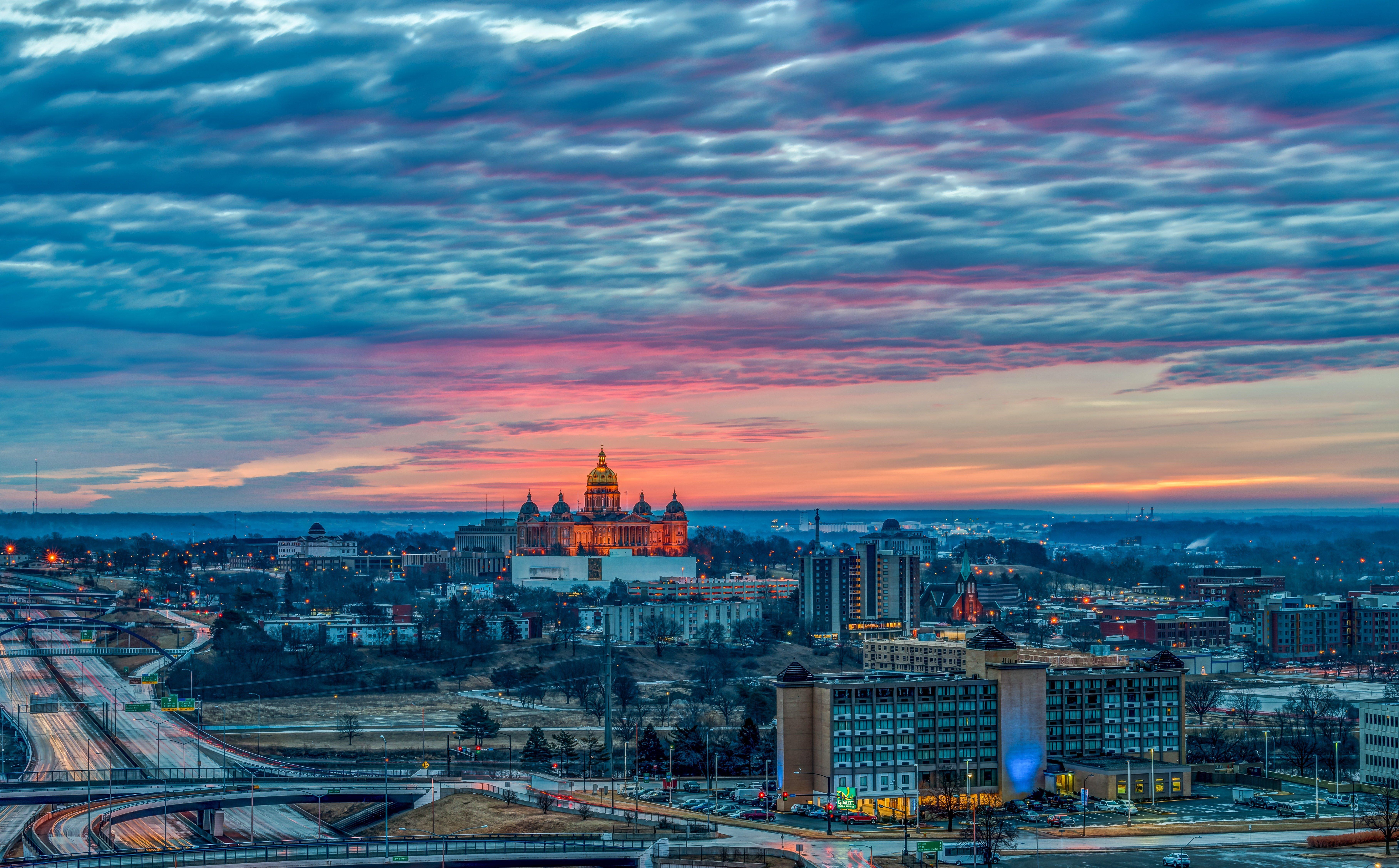 Holiday Inn Des Moines-Downtown-Mercy Campus By Ihg Bagian luar foto