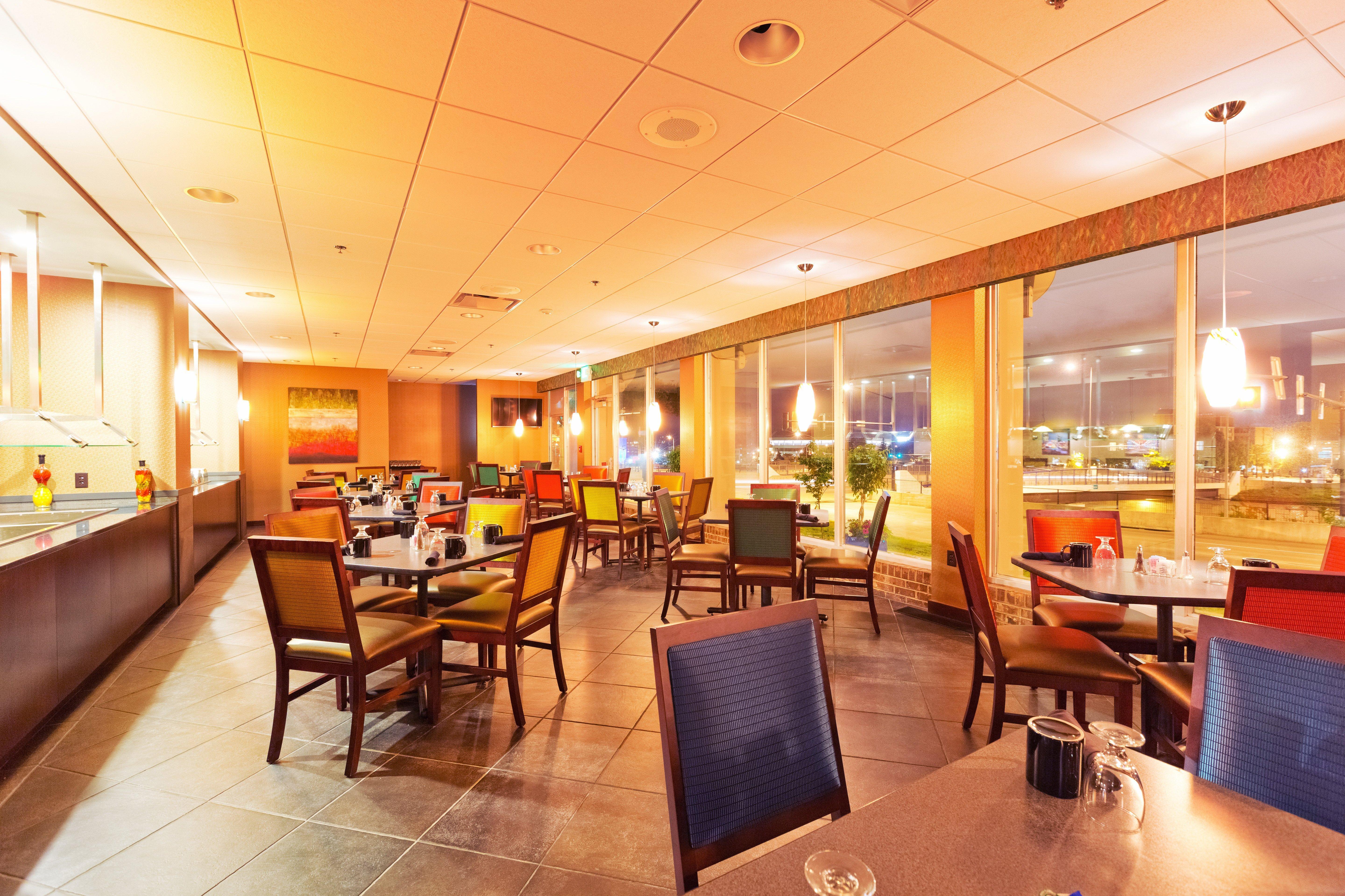 Holiday Inn Des Moines-Downtown-Mercy Campus By Ihg Bagian luar foto