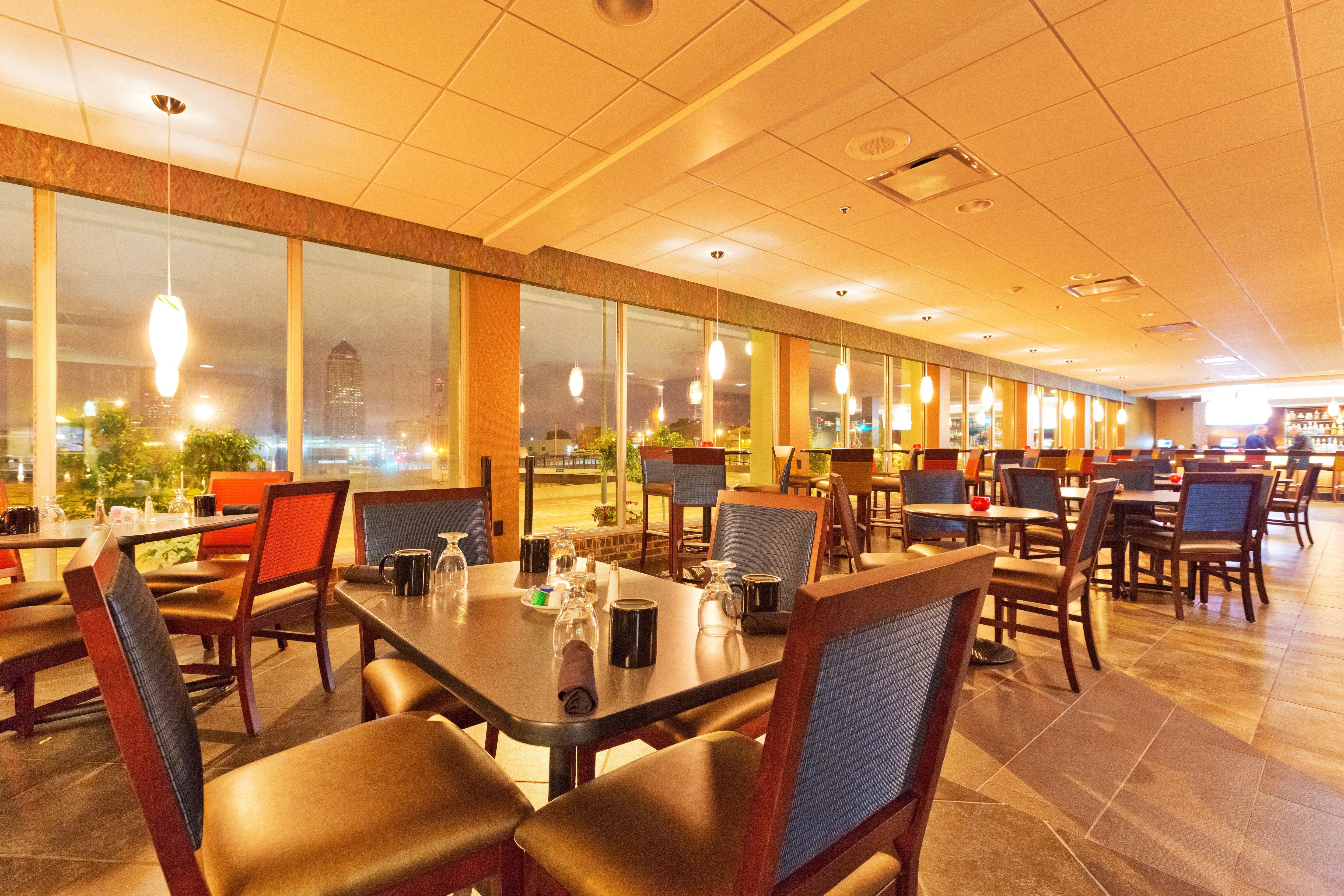 Holiday Inn Des Moines-Downtown-Mercy Campus By Ihg Bagian luar foto