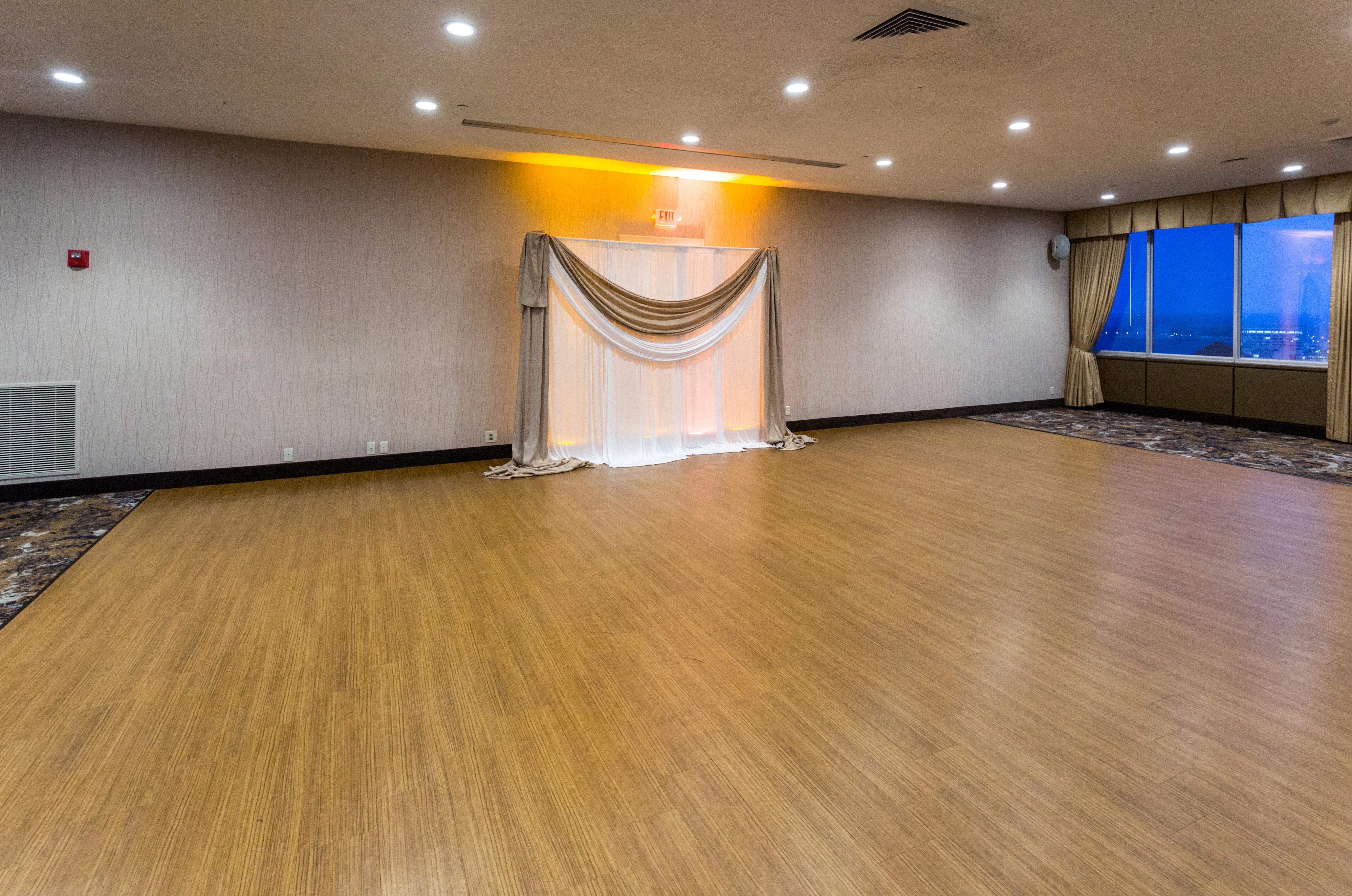 Holiday Inn Des Moines-Downtown-Mercy Campus By Ihg Bagian luar foto